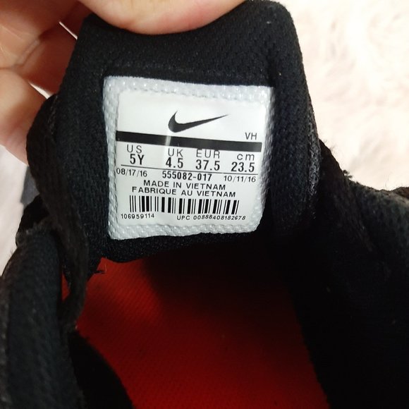 Nike Youth Kid's Grey and Orange Training Shoes Y5 - Picture 2 of 9